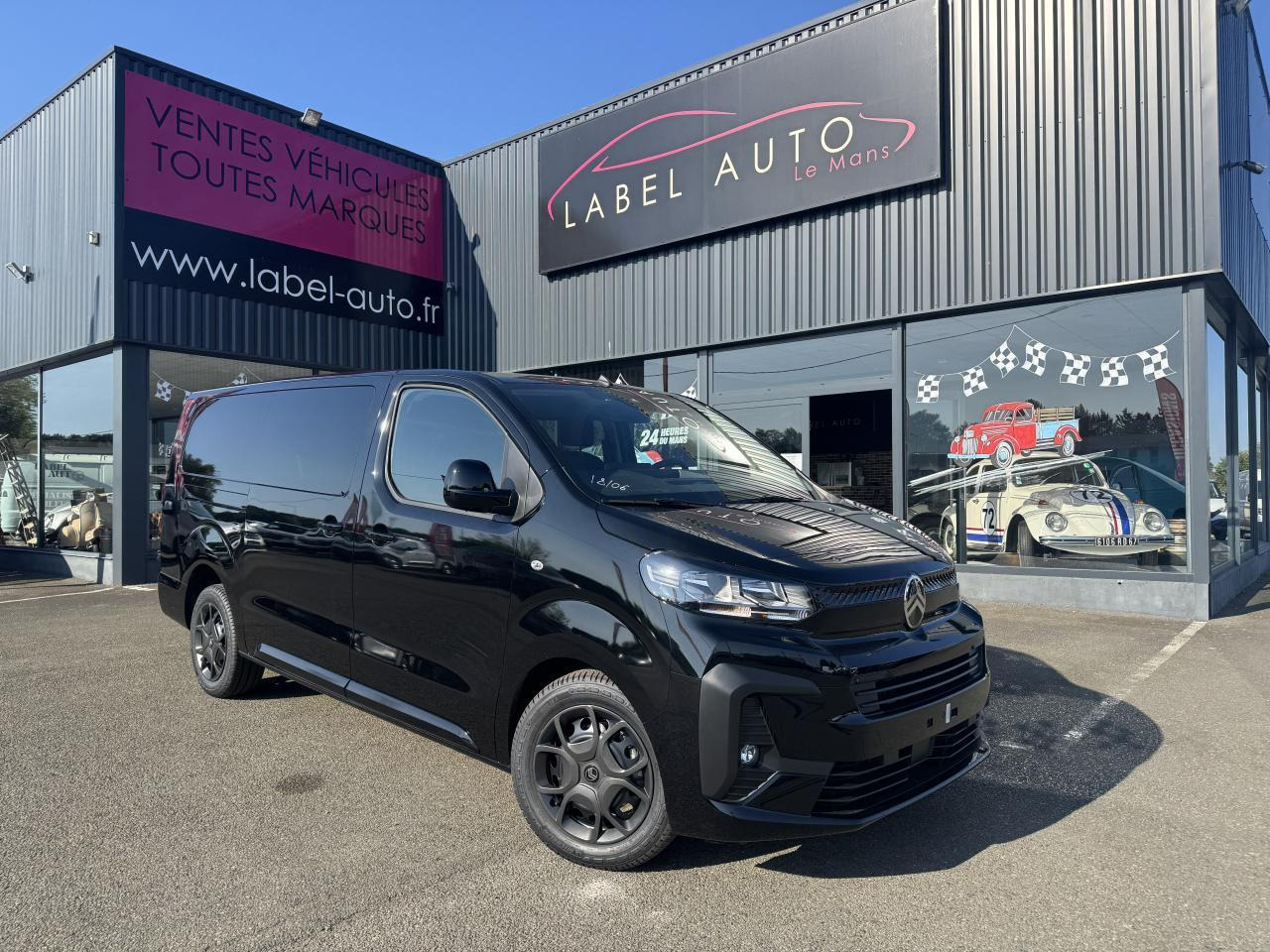 Citroen Jumpy XL 2.0 BLUEHDI 180CH S&S CABINE APPROFONDIE FIXE EAT8 5 PLACES - 康比货车:图1 Citroen Jumpy XL 2.0 BLUEHDI 180CH S&S CABINE APPROFONDIE FIXE EAT8 5 PLACES - 康比货车:图1