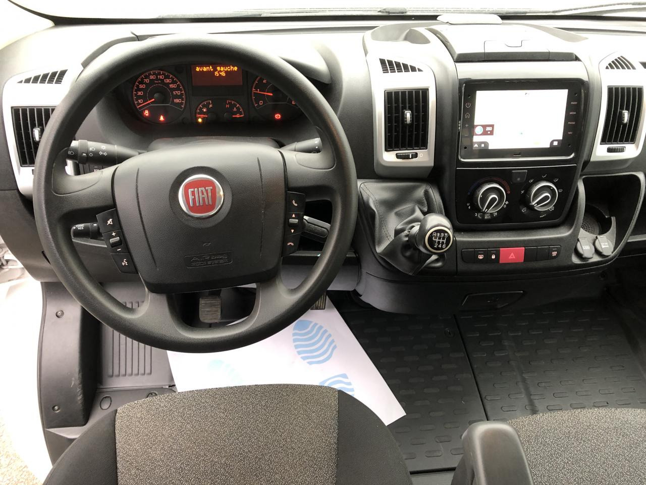FIAT DUCATO 3T5 PLATEAU 4M20 2.3 MJT 140CH - 平板货车:图5 FIAT DUCATO 3T5 PLATEAU 4M20 2.3 MJT 140CH - 平板货车:图5