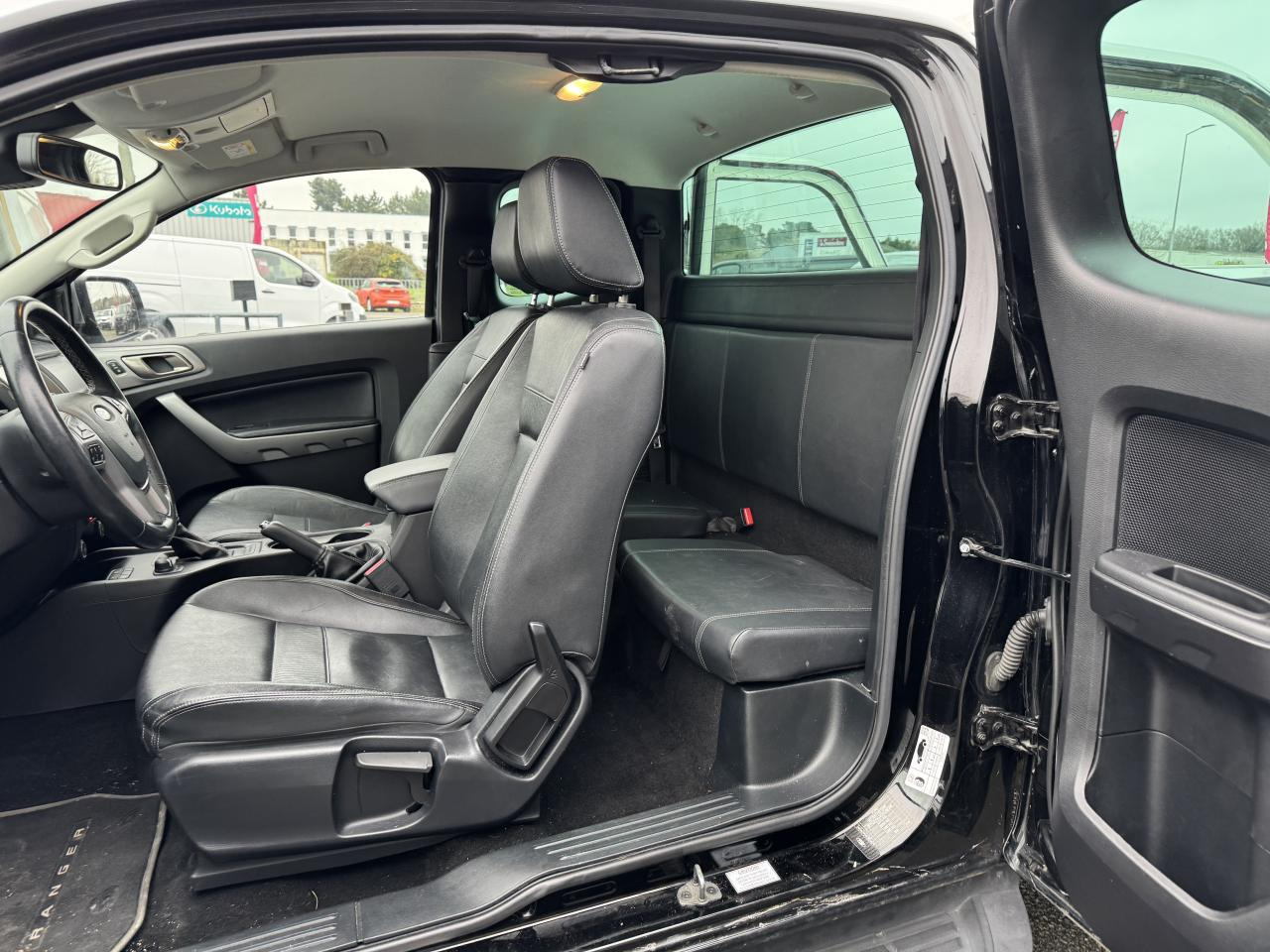 FORD RANGER 2.0 ECOBLUE 170CH SUPER CABINE XLT - 皮卡车:图4 FORD RANGER 2.0 ECOBLUE 170CH SUPER CABINE XLT - 皮卡车:图4