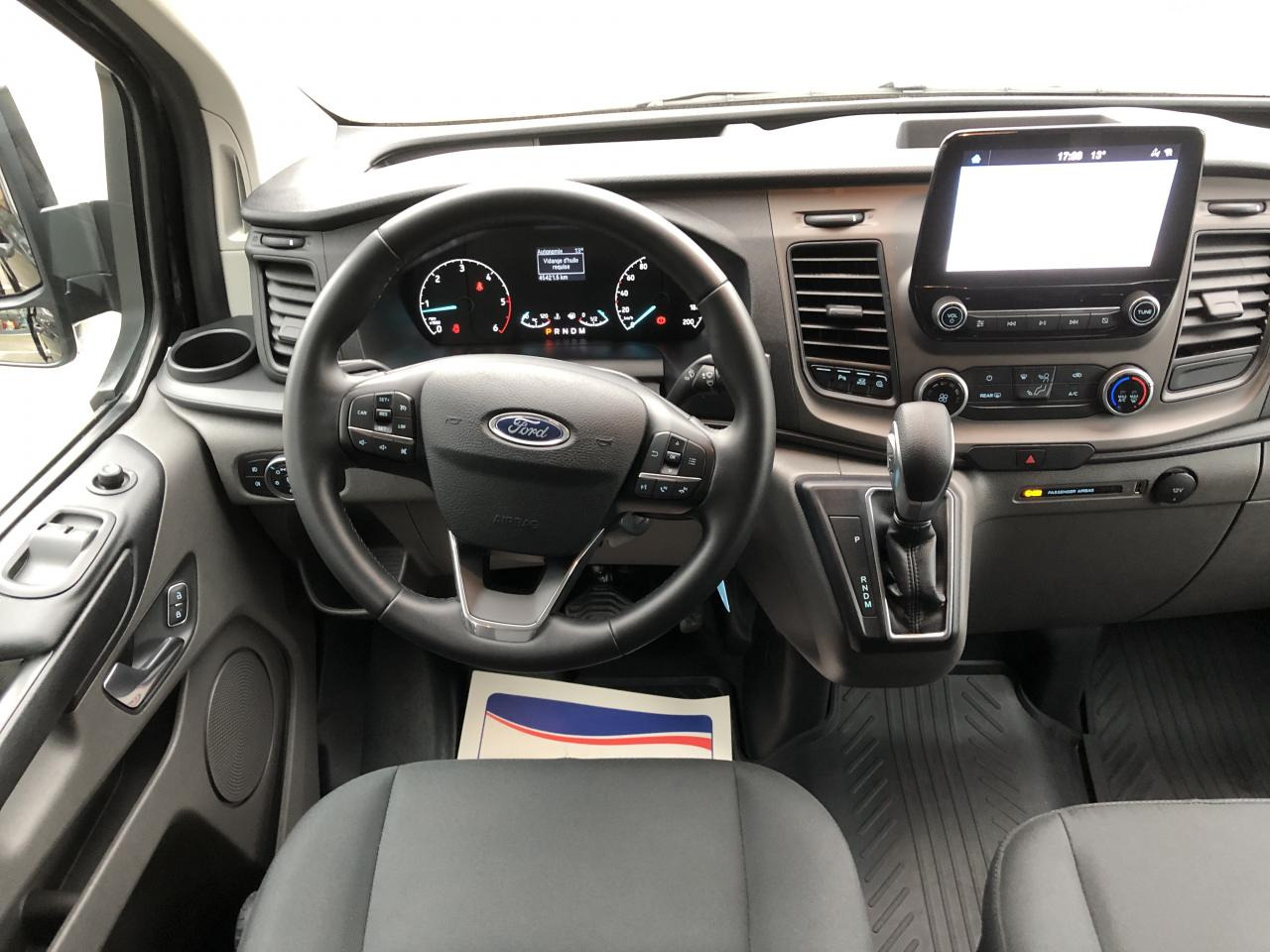 FORD transit custom kombi Transit Custom 2.0 EcoBlue 130 ch BVA S&S combi 9 places 320 L2H1 Trend Business - 小型客车:图2 FORD transit custom kombi Transit Custom 2.0 EcoBlue 130 ch BVA S&S combi 9 places 320 L2H1 Trend Business - 小型客车:图2