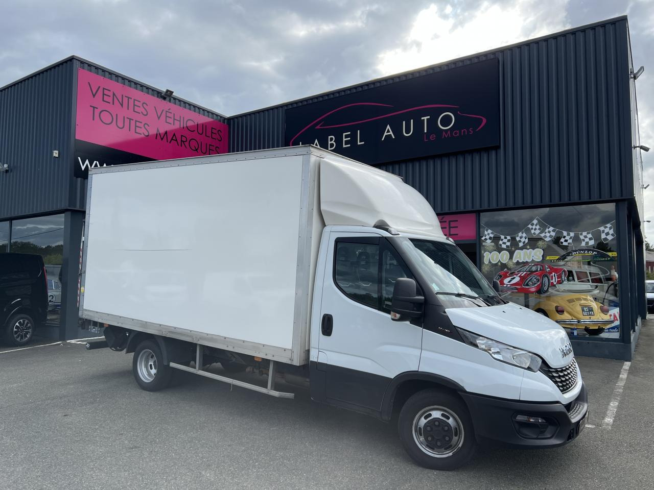 IVECO Daily 35C16 CAISSE HAYON 20M3 RJ 3.0L 160CH - 厢式货车:图1 IVECO Daily 35C16 CAISSE HAYON 20M3 RJ 3.0L 160CH - 厢式货车:图1