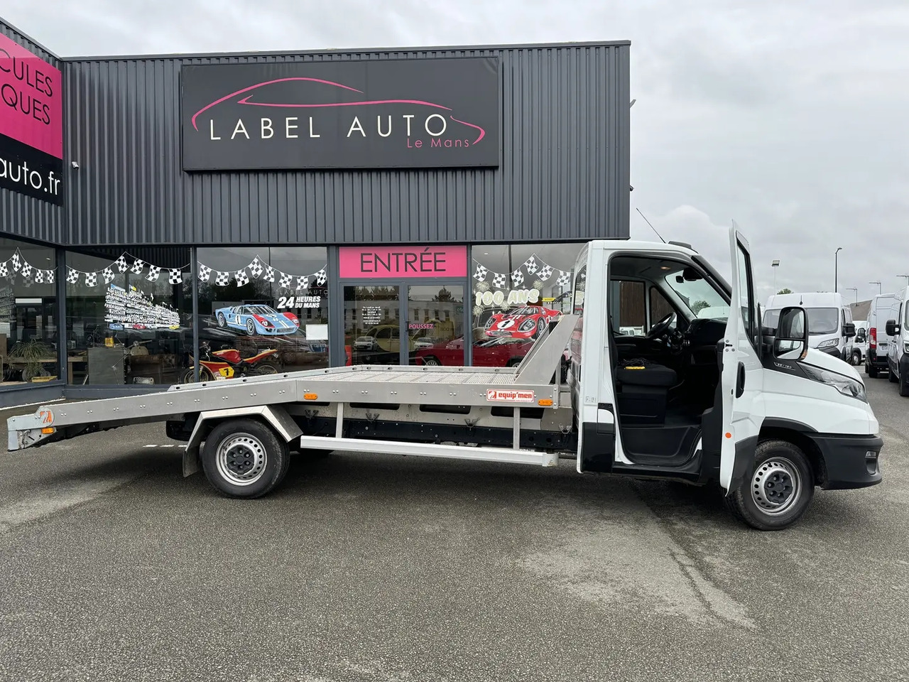 Iveco Daily 35S16H3.0 D EMPATTEMENT 4100 - 拖吊车:图1 Iveco Daily 35S16H3.0 D EMPATTEMENT 4100 - 拖吊车:图1