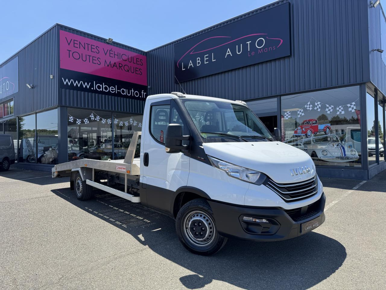Iveco Daily IVECO PORTE VOITURE DEPANNEUSE 35 S 16 3L0 160 CH EMPATTEMENT 4100 PLATEAU FIX ALU EQUIP - 拖吊车:图2 Iveco Daily IVECO PORTE VOITURE DEPANNEUSE 35 S 16 3L0 160 CH EMPATTEMENT 4100 PLATEAU FIX ALU EQUIP - 拖吊车:图2