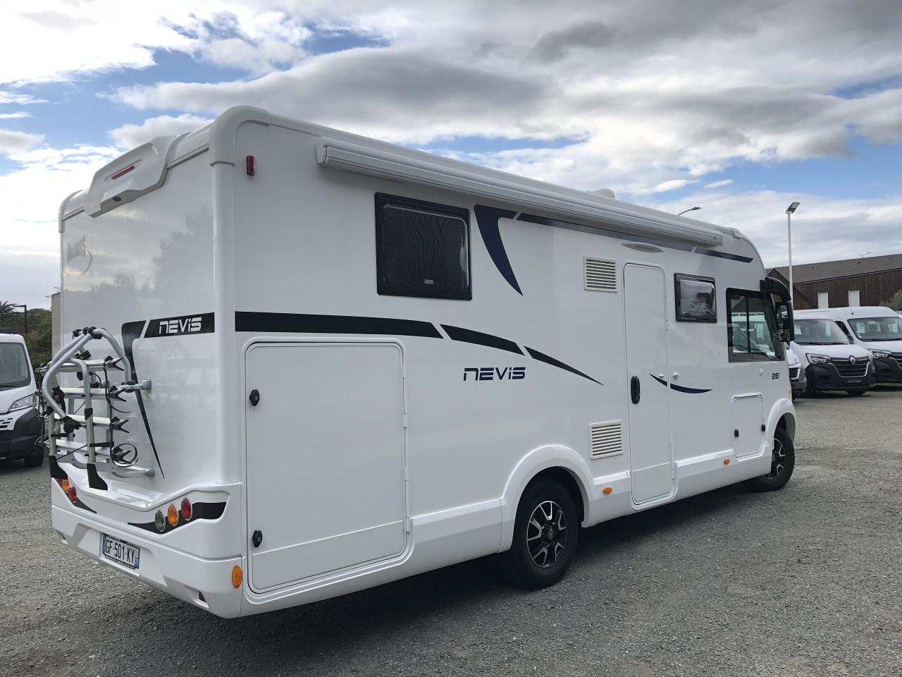 MC LOUIS NEVIS 281 - 集成房车:图2 MC LOUIS NEVIS 281 - 集成房车:图2