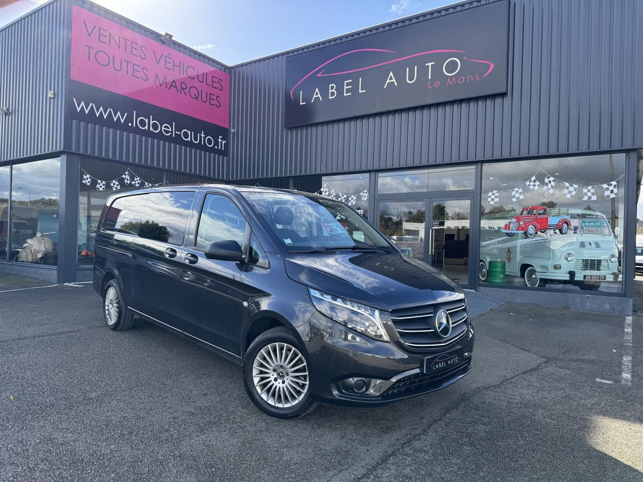 MERCEDES Vito MIXTO Extra Long 3.05t 119 CDI BlueEfficiency - BVA 9G-Tronic Propulsion MIXTO - BM 447 first - 无侧窗厢式货车:图2 MERCEDES Vito MIXTO Extra Long 3.05t 119 CDI BlueEfficiency - BVA 9G-Tronic Propulsion MIXTO - BM 447 first - 无侧窗厢式货车:图2