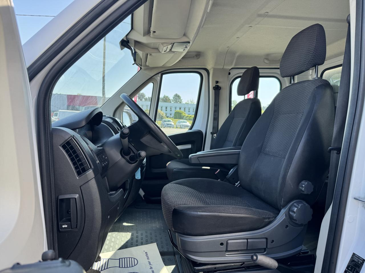 OPEL MOVANO 3T5 BENNE + COFFRE DOUBLE CABINE 6PL 2.2 HDI 165CH - 翻斗货车, 康比货车:图3 OPEL MOVANO 3T5 BENNE + COFFRE DOUBLE CABINE 6PL 2.2 HDI 165CH - 翻斗货车, 康比货车:图3