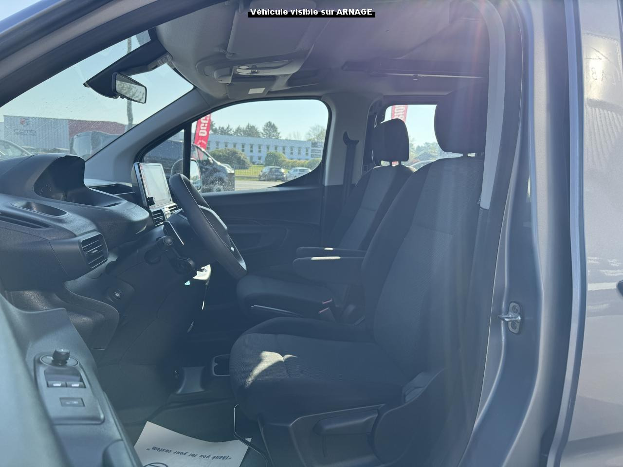 PEUGEOT Partner XL 1.5 BlueHDi S&S - 100 III CABINE APPROFONDIE Cabine approfondie XL PHASE 2 - 无侧窗厢式货车:图4 PEUGEOT Partner XL 1.5 BlueHDi S&S - 100 III CABINE APPROFONDIE Cabine approfondie XL PHASE 2 - 无侧窗厢式货车:图4