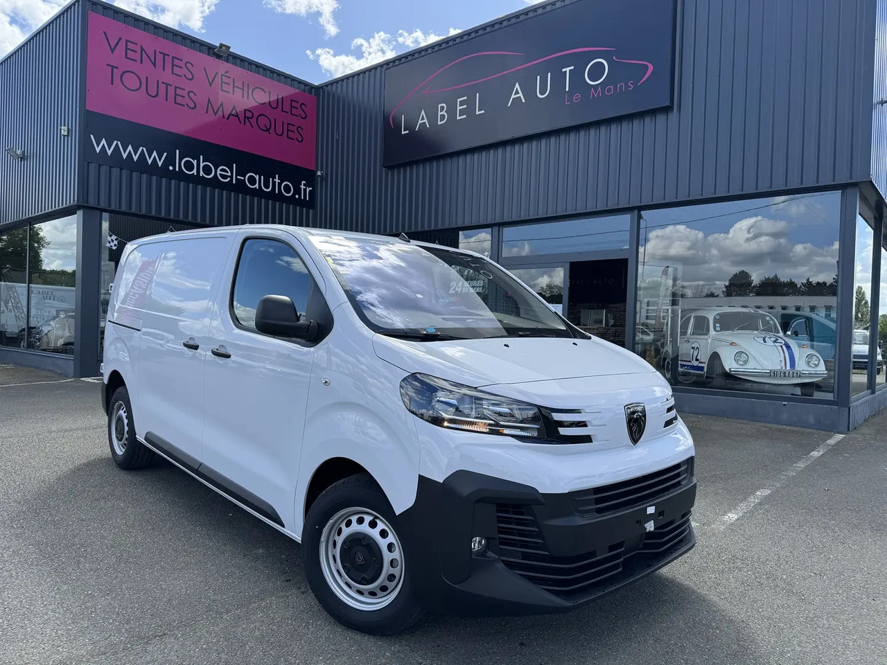 Peugeot Expert M 2.0 BLUEHDI 145CH PACK PREMIUM CONNECT - 无侧窗厢式货车:图1 Peugeot Expert M 2.0 BLUEHDI 145CH PACK PREMIUM CONNECT - 无侧窗厢式货车:图1