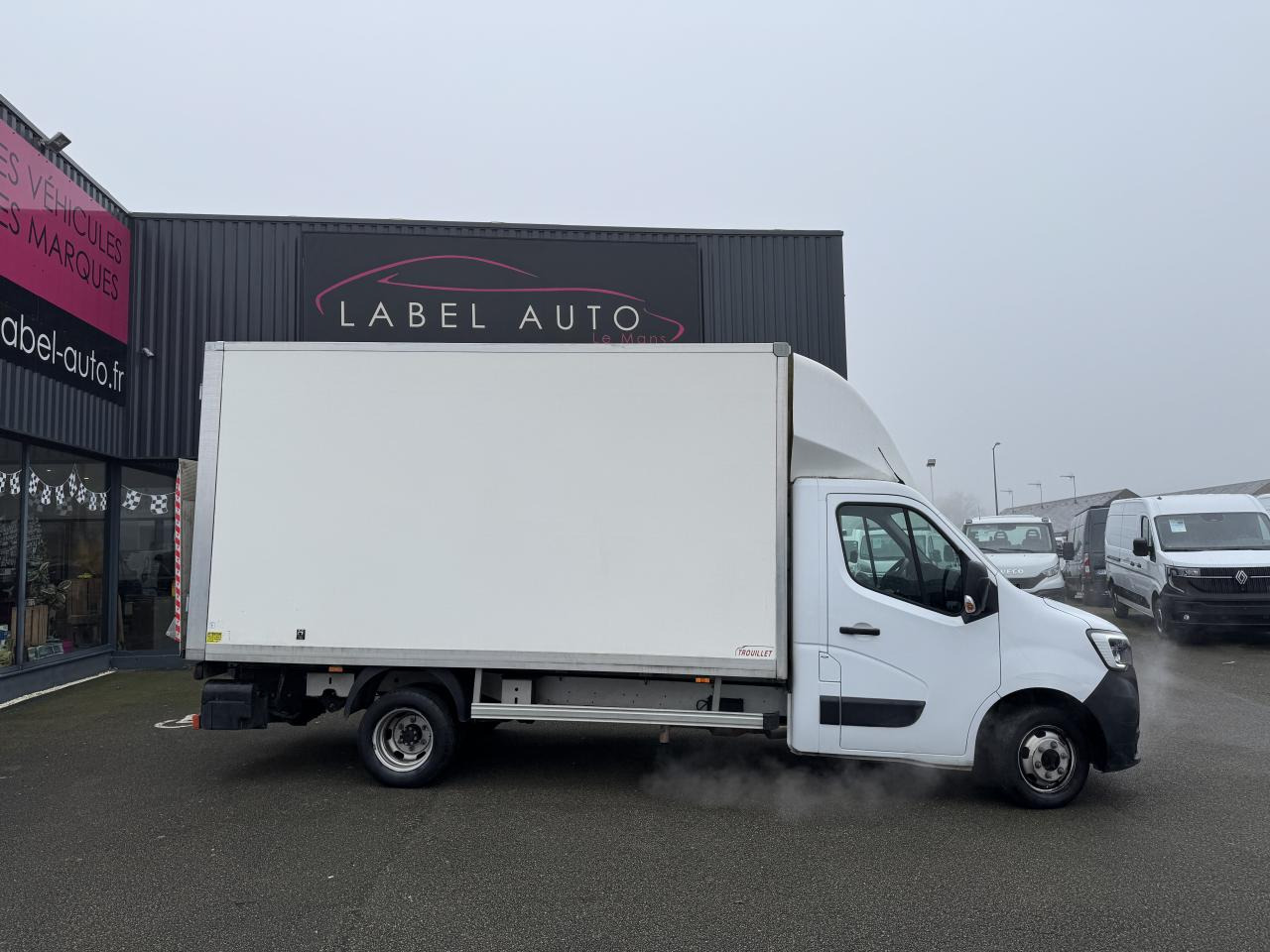 RENAULT Master Confort R3500 L2 2.3 dCi - 130 III CHASSIS CABINE Châssis Cabine L2 Propulsion PHASE 3 - 厢式货车:图1 RENAULT Master Confort R3500 L2 2.3 dCi - 130 III CHASSIS CABINE Châssis Cabine L2 Propulsion PHASE 3 - 厢式货车:图1