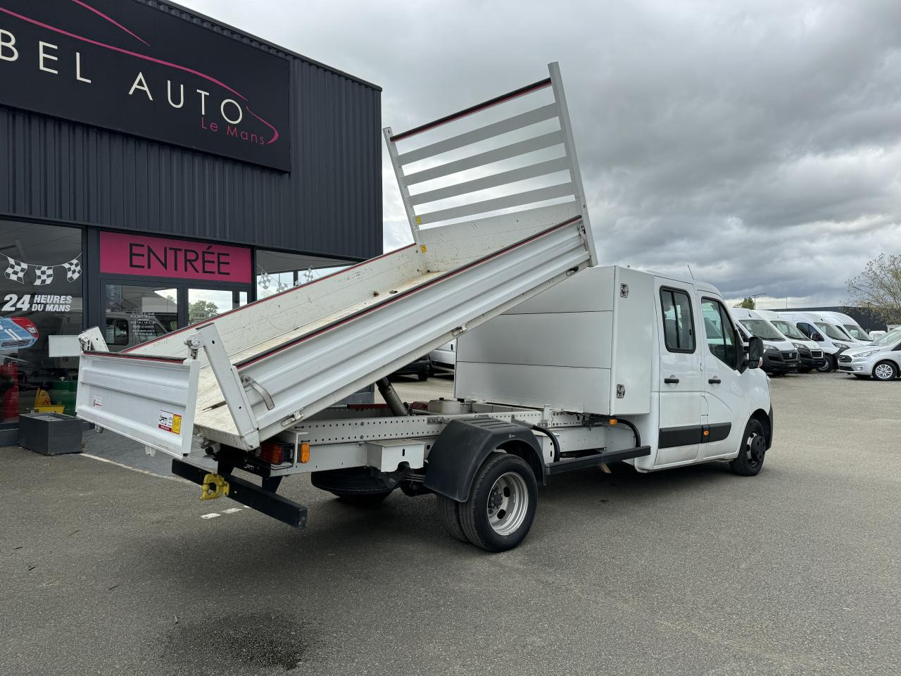 RENAULT Master Confort R3500RJ L4 2.3 dCi - 130 III CHASSIS DOUBLE CABINE Châssis Double Cabine L4 Pr - 翻斗货车, 康比货车:图5 RENAULT Master Confort R3500RJ L4 2.3 dCi - 130 III CHASSIS DOUBLE CABINE Châssis Double Cabine L4 Pr - 翻斗货车, 康比货车:图5