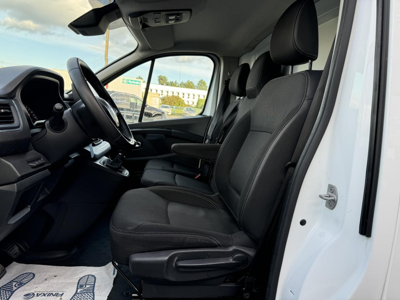 RENAULT TRAFIC L2H1 2.0 DCI 130CH GRAND CONFORT - 无侧窗厢式货车:图5 RENAULT TRAFIC L2H1 2.0 DCI 130CH GRAND CONFORT - 无侧窗厢式货车:图5