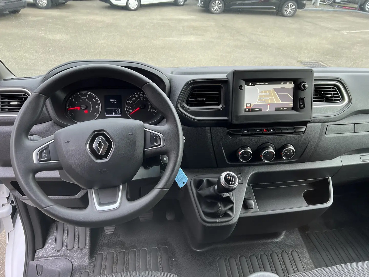 Renault Master F3300 L2H2 2.3 BLUE DCI 135CH GRAND CONFORT EURO6 - 无侧窗厢式货车:图4 Renault Master F3300 L2H2 2.3 BLUE DCI 135CH GRAND CONFORT EURO6 - 无侧窗厢式货车:图4