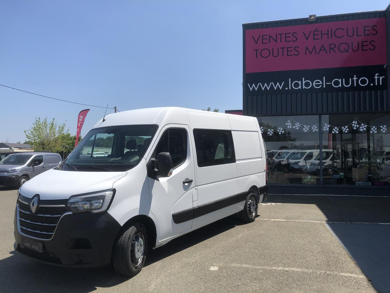 Renault Master F3300 L2H2 2.3 DCI 135CH CABINE APPROFONDIE CONFORT 7 PLACES - 康比货车:图5 Renault Master F3300 L2H2 2.3 DCI 135CH CABINE APPROFONDIE CONFORT 7 PLACES - 康比货车:图5