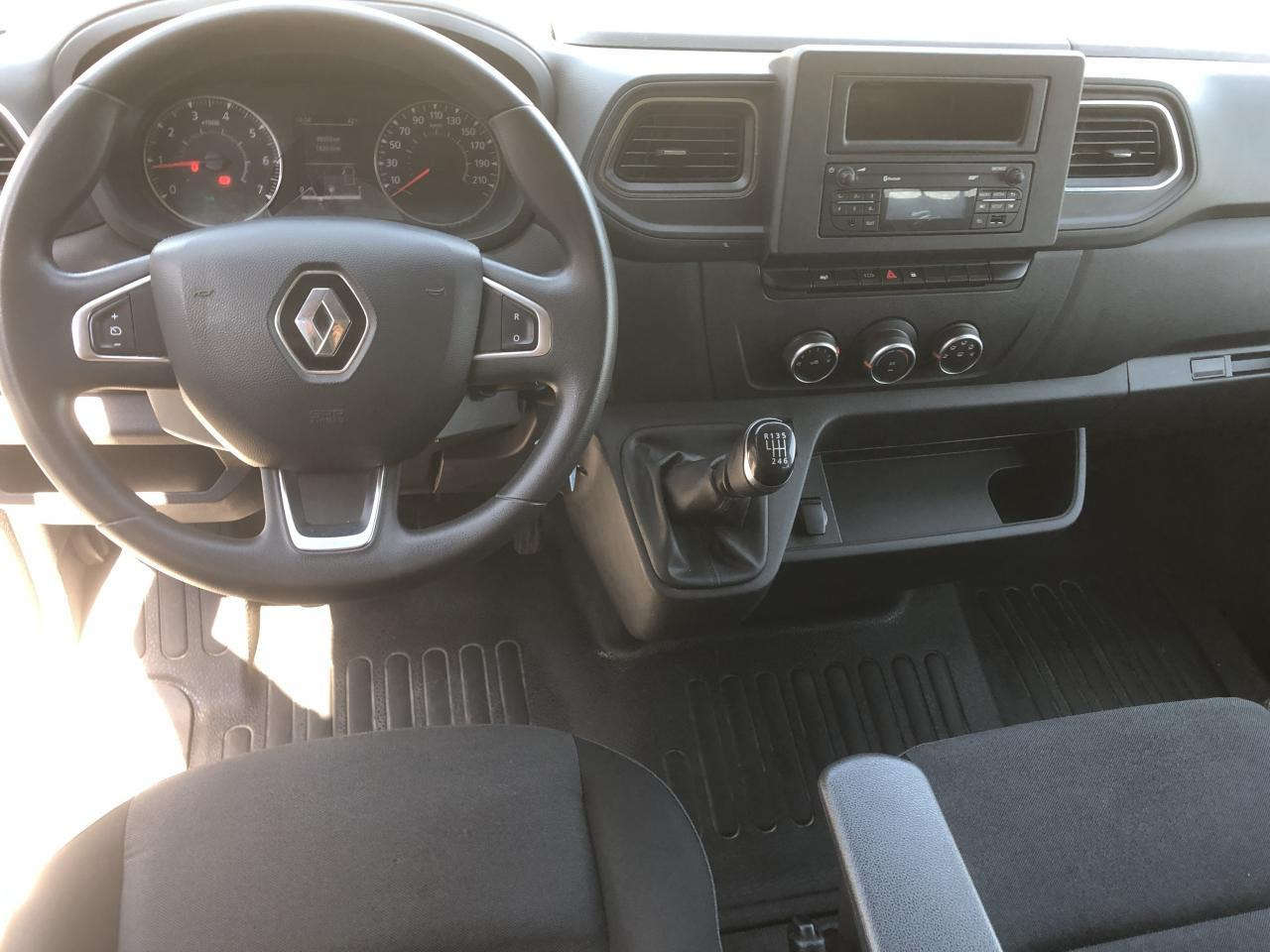 Renault Master F3300 L2H2 2.3 DCI 135CH CABINE APPROFONDIE CONFORT 7 PLACES - 康比货车:图3 Renault Master F3300 L2H2 2.3 DCI 135CH CABINE APPROFONDIE CONFORT 7 PLACES - 康比货车:图3