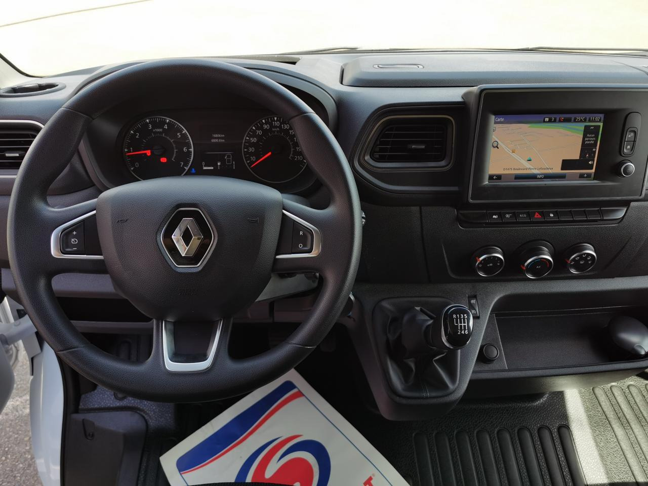 Renault Master Grand Confort F3500 L3H2 2.3 Energy dCi - 150 III FOURGON Fourgon L3H2 Traction PHASE 3 - 无侧窗厢式货车:图4 Renault Master Grand Confort F3500 L3H2 2.3 Energy dCi - 150 III FOURGON Fourgon L3H2 Traction PHASE 3 - 无侧窗厢式货车:图4