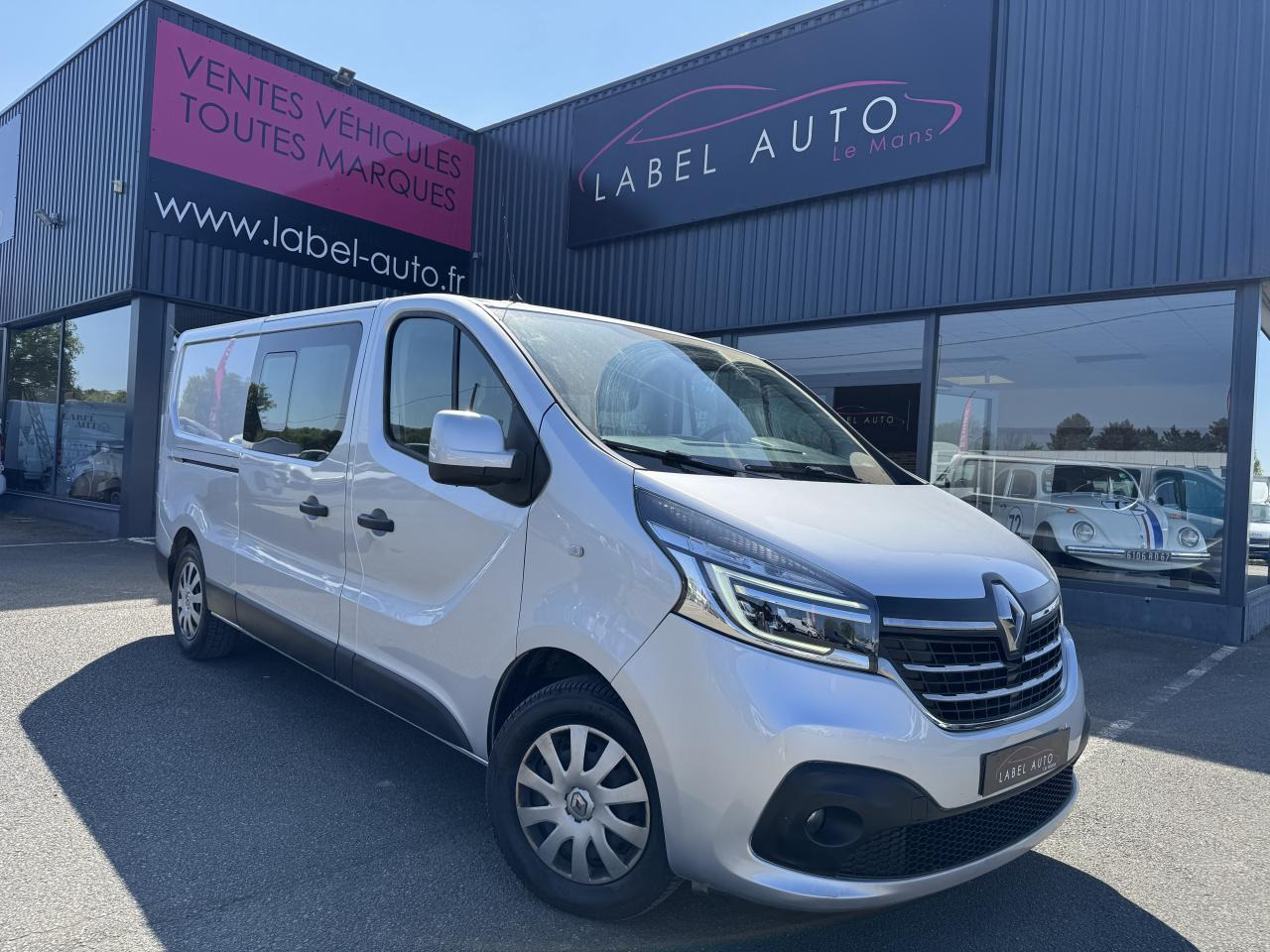 Renault Trafic L2H1 2.0 DCI 145CH CABINE APPROFONDIE 6 PLACES CONFORT EDC - 康比货车:图2 Renault Trafic L2H1 2.0 DCI 145CH CABINE APPROFONDIE 6 PLACES CONFORT EDC - 康比货车:图2