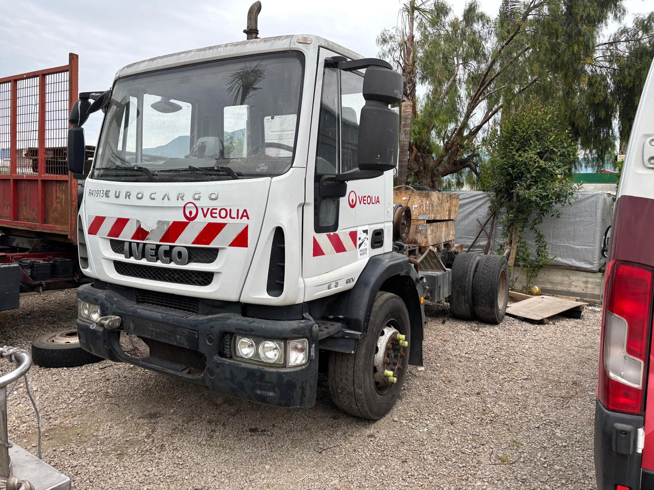 IVECO eurocargo 180e28 - 驾驶室底盘卡车:图5 IVECO eurocargo 180e28 - 驾驶室底盘卡车:图5