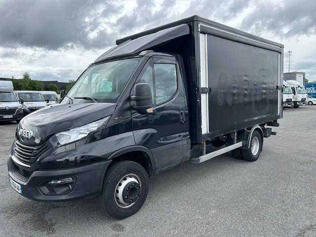 Iveco Daily 70C16 Plateau Brasseur Rideaux coulissant Hayon rabattable - 侧帘货车:图1 Iveco Daily 70C16 Plateau Brasseur Rideaux coulissant Hayon rabattable - 侧帘货车:图1