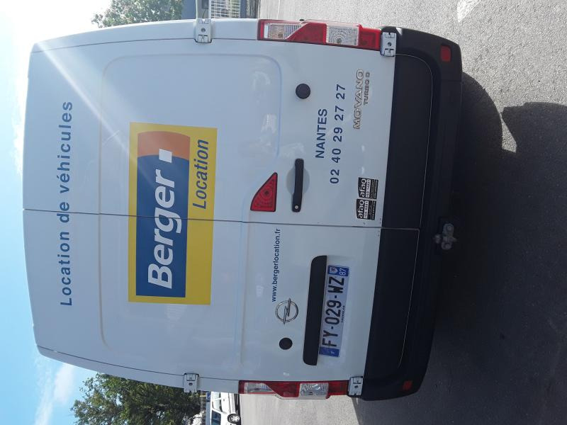 OPEL MOVANO 135 cv 10m3 - 紧凑型面包车:图3 OPEL MOVANO 135 cv 10m3 - 紧凑型面包车:图3