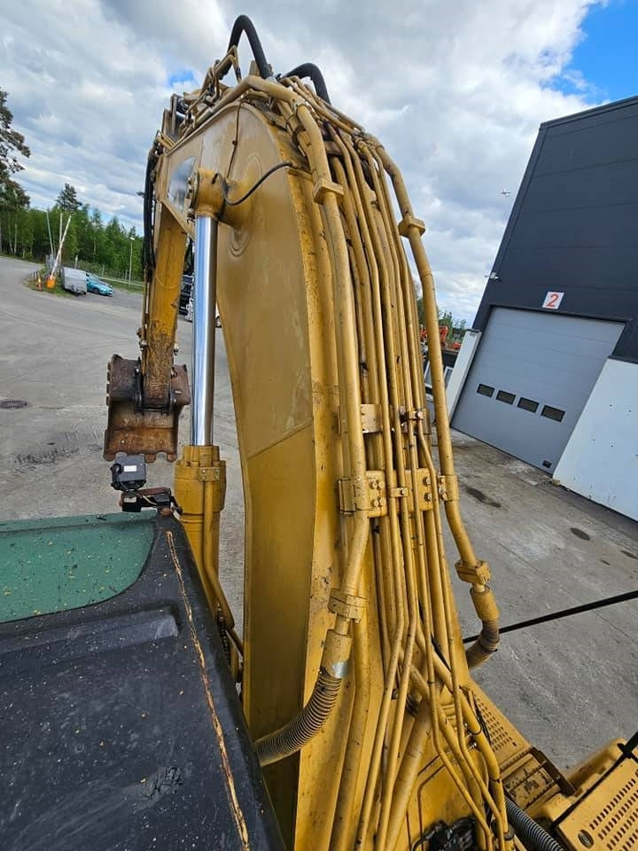 履带式挖掘机 CAT 330 CL：图30