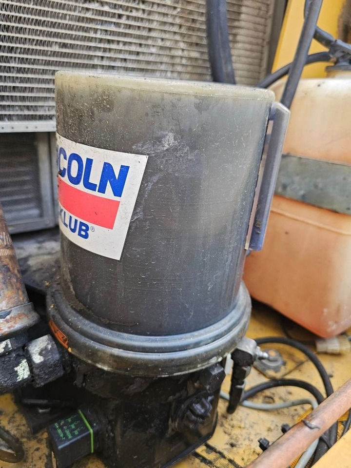 履带式挖掘机 CAT 330 CL：图26