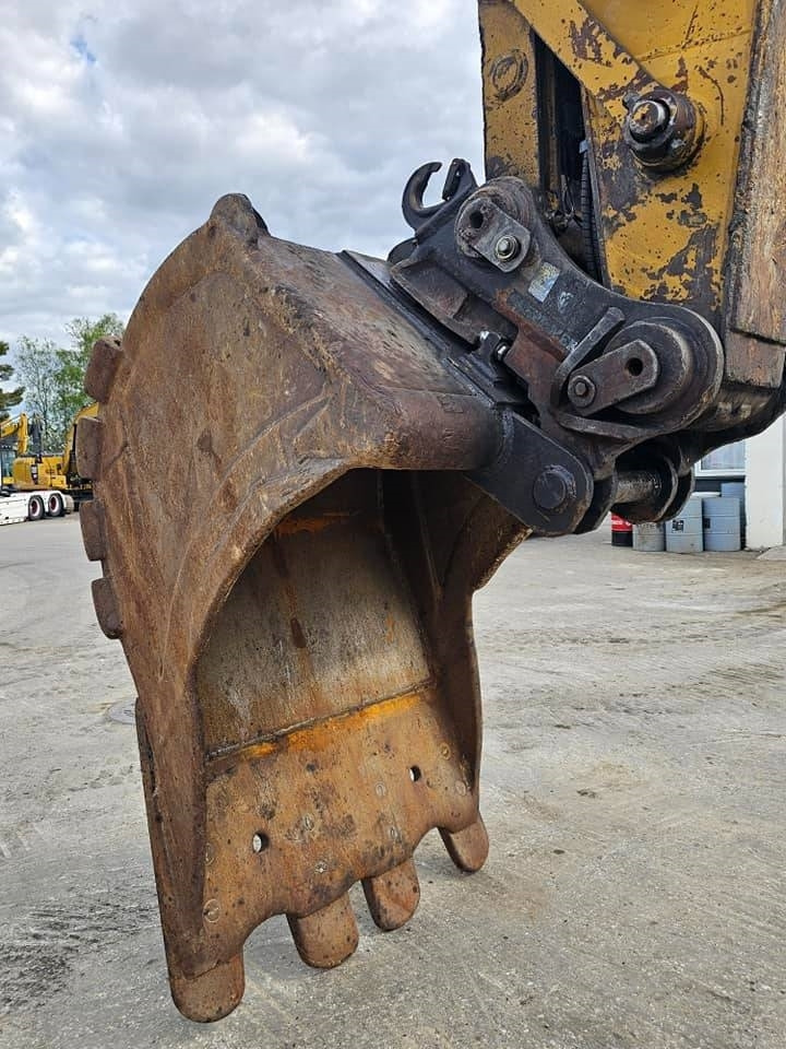 履带式挖掘机 CAT 330 CL：图35