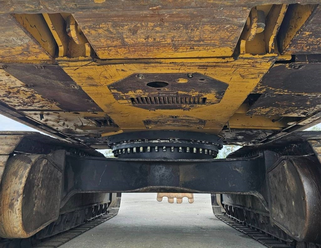 履带式挖掘机 CAT 330 CL：图22