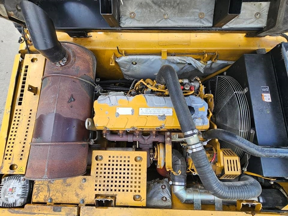 履带式挖掘机 CAT 330 CL：图27