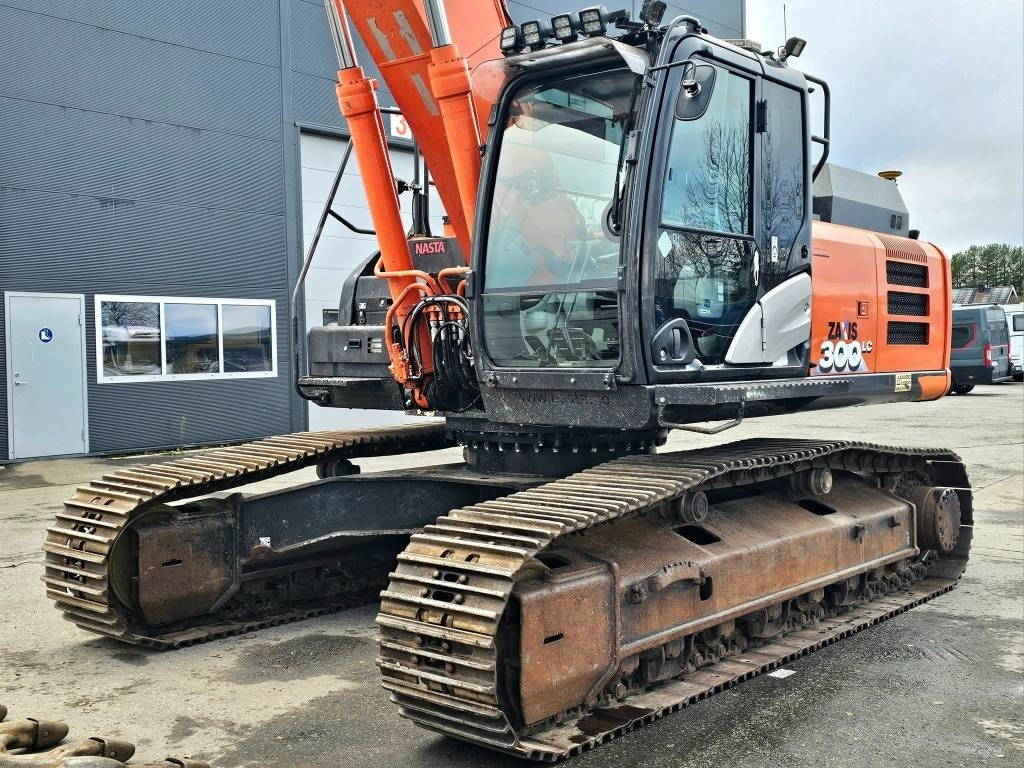 Hitachi ZX 300 LC-6  租赁 Hitachi ZX 300 LC-6：图9