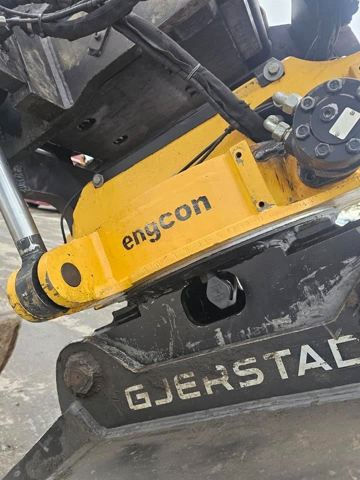 Hitachi ZX 300 LC-6  租赁 Hitachi ZX 300 LC-6：图25