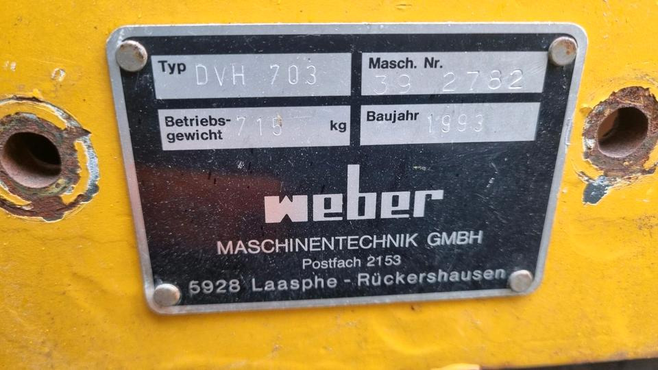 DVH 701 Weber Walze Glattmantel Walze Rüttelwalze Dublex Vibrationswalze Rüttelplatte Strassenwalze Plattenverdichter DVH 603 - 小型碾压机:图5 DVH 701 Weber Walze Glattmantel Walze Rüttelwalze Dublex Vibrationswalze Rüttelplatte Strassenwalze Plattenverdichter DVH 603 - 小型碾压机:图5