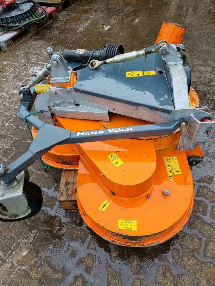 Mauser Mähwerk Mähdeck 150cm Aebi Kubota Iseki Ladog Hansa - 园林割草机:图3 Mauser Mähwerk Mähdeck 150cm Aebi Kubota Iseki Ladog Hansa - 园林割草机:图3