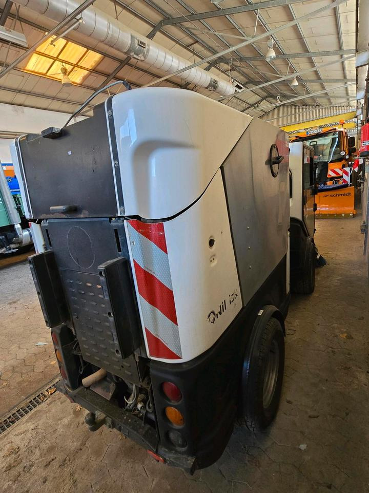 Nilfisk City Ranger 3500 Kehrmaschine Straßenkehrmaschine mit Schmidt Bediendisplay Hako Kehreinheit - 道路清扫机:图5 Nilfisk City Ranger 3500 Kehrmaschine Straßenkehrmaschine mit Schmidt Bediendisplay Hako Kehreinheit - 道路清扫机:图5