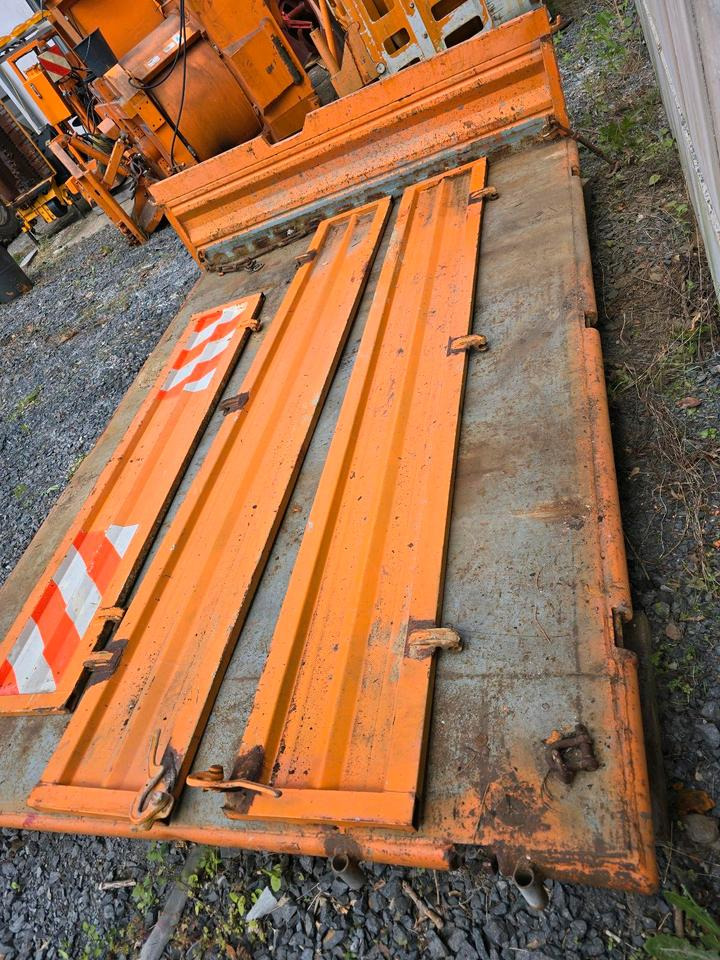 Unimog Pritsche Kipperpritsche 424 435 427 U 1650 2150 1450 1550 1400 1600 1200 - 翻斗车车身:图4 Unimog Pritsche Kipperpritsche 424 435 427 U 1650 2150 1450 1550 1400 1600 1200 - 翻斗车车身:图4