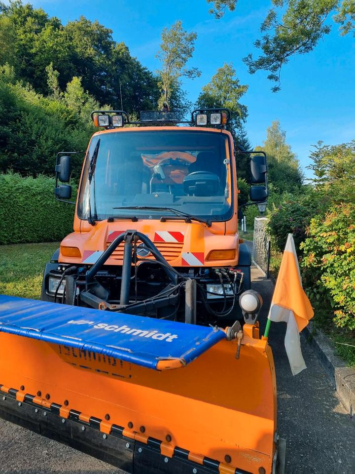 Zu Vermieten! Unimog 405 U400 Winterdienst Schmidt Schneepflug Schneeschild Salzstreuer Leasing Miete - 除雪车:图3 Zu Vermieten! Unimog 405 U400 Winterdienst Schmidt Schneepflug Schneeschild Salzstreuer Leasing Miete - 除雪车:图3