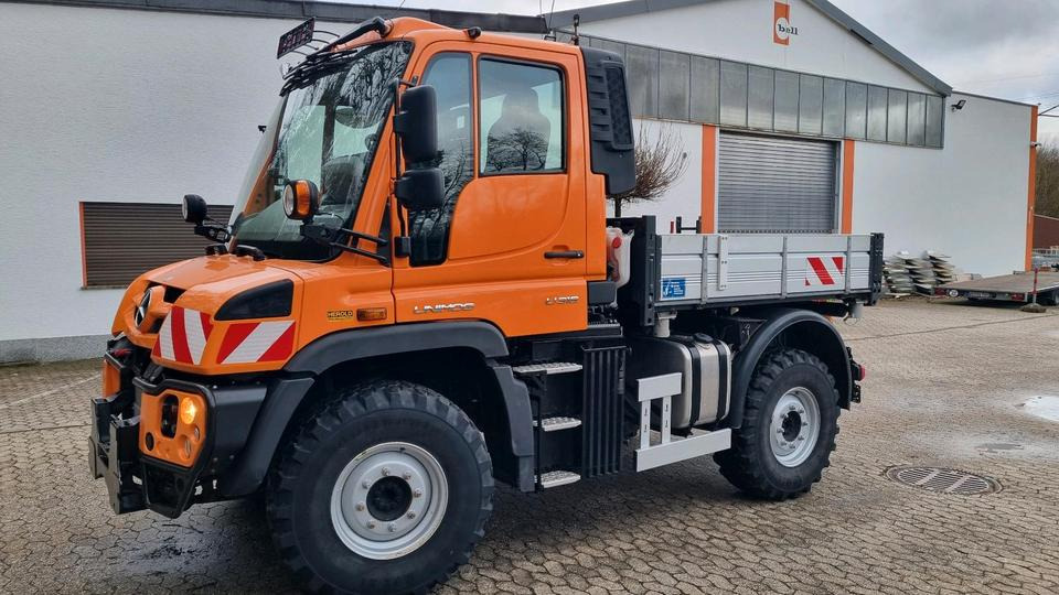 Zu vermieten Unimog 405 U318 423 429 430 Mercedes Benz 318 527 Vermietung - 除雪车:图3 Zu vermieten Unimog 405 U318 423 429 430 Mercedes Benz 318 527 Vermietung - 除雪车:图3