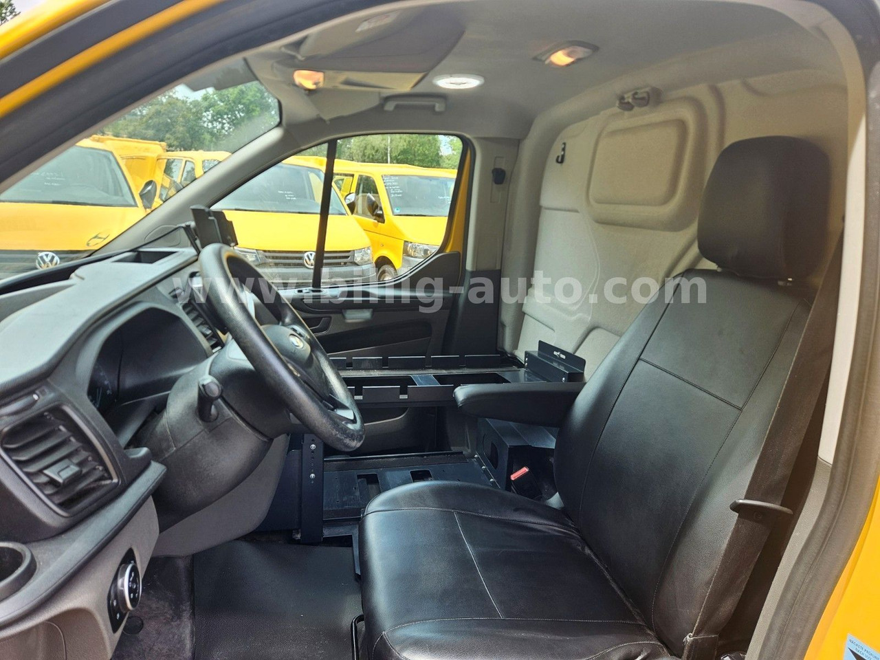 无侧窗厢式货车 Ford Transit Custom 2xSchiebetüre 1.Hand 280 CAMERA：图14