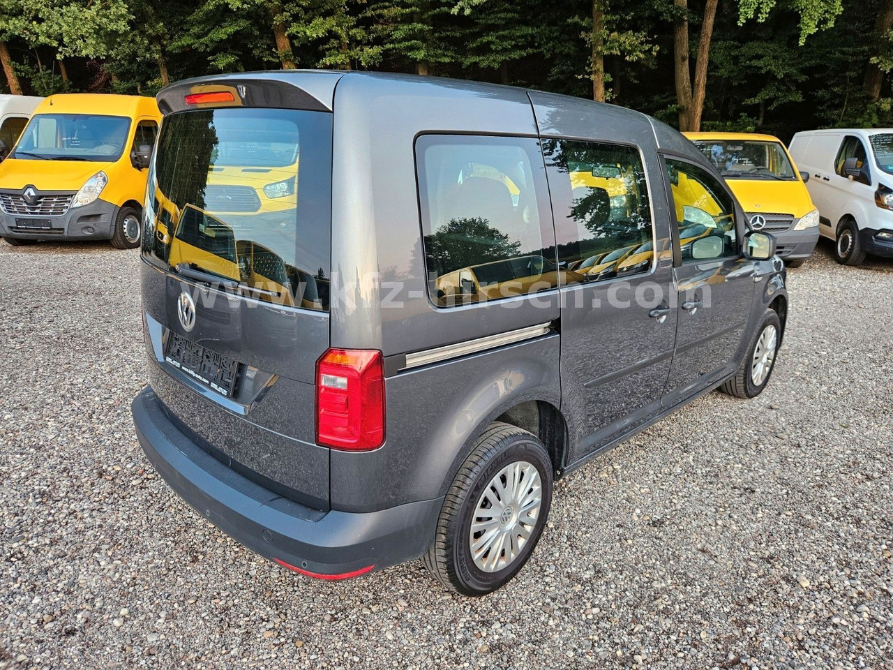 Volkswagen Caddy Temp*Sitzhzg*Navi*Blueth*2xSchiebetüre*1Hd - 小型客车:图4 Volkswagen Caddy Temp*Sitzhzg*Navi*Blueth*2xSchiebetüre*1Hd - 小型客车:图4