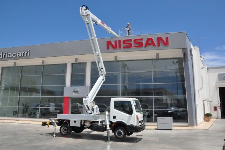 CMC TB240 24 m zamontowany na Nissan Cabstar - 车载空中平台:图4 CMC TB240 24 m zamontowany na Nissan Cabstar - 车载空中平台:图4