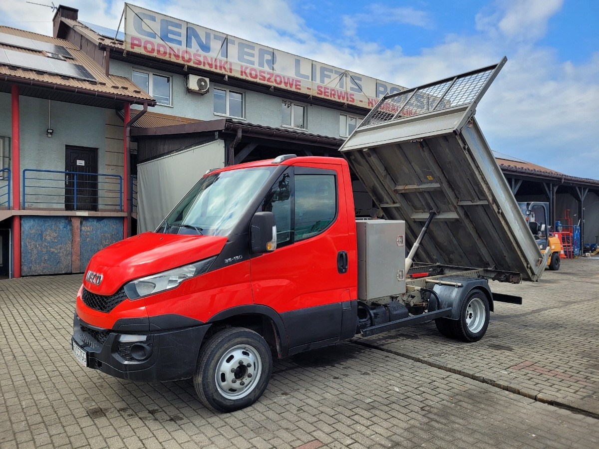 Iveco Daily 35C13 wywrotka kipper benne dump truck - 翻斗货车:图1 Iveco Daily 35C13 wywrotka kipper benne dump truck - 翻斗货车:图1