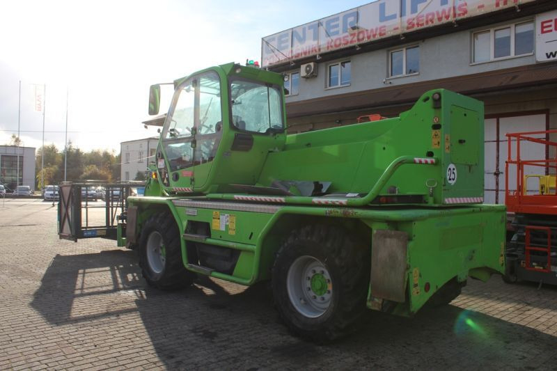 Ładowarka obrotowa 4x4 teleskopowa 21 m Merlo Roto 45.21 - 伸缩臂叉装车:图5 Ładowarka obrotowa 4x4 teleskopowa 21 m Merlo Roto 45.21 - 伸缩臂叉装车:图5