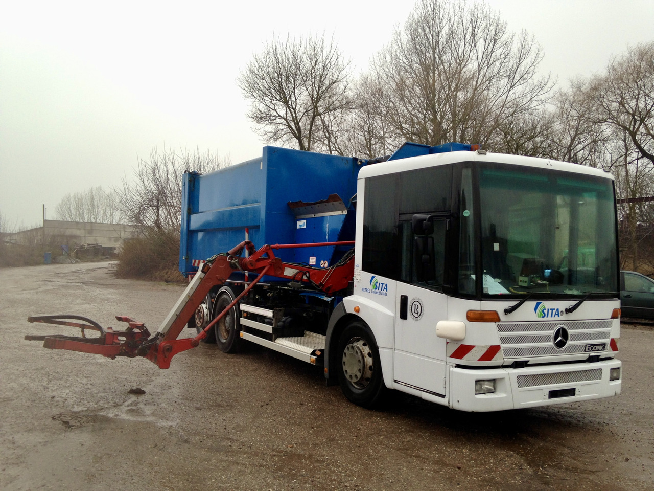 MERCEDES-BENZ ECONIC - 垃圾车:图2 MERCEDES-BENZ ECONIC - 垃圾车:图2