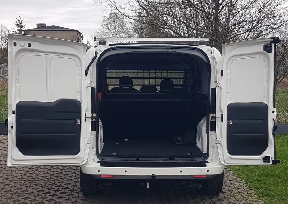 Fiat Doblo 1.6 Multijet 16V Easy - 汽车:图5 Fiat Doblo 1.6 Multijet 16V Easy - 汽车:图5