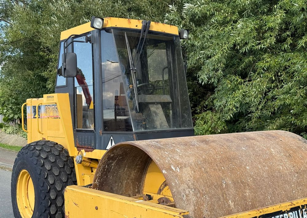 Caterpillar * Walec Drogowy CAT CS-563 * - 碾压机:图4 Caterpillar * Walec Drogowy CAT CS-563 * - 碾压机:图4