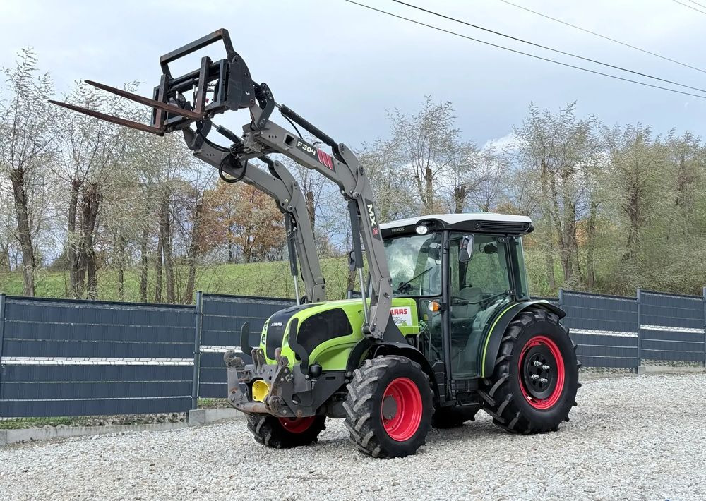 Claas * Ciągnik Traktor CLAAS 240 F NEXOS * 4x4 * Sadowniczy * Tur MX F304 * TUZ * Wałek WOM - 拖拉机:图1 Claas * Ciągnik Traktor CLAAS 240 F NEXOS * 4x4 * Sadowniczy * Tur MX F304 * TUZ * Wałek WOM - 拖拉机:图1
