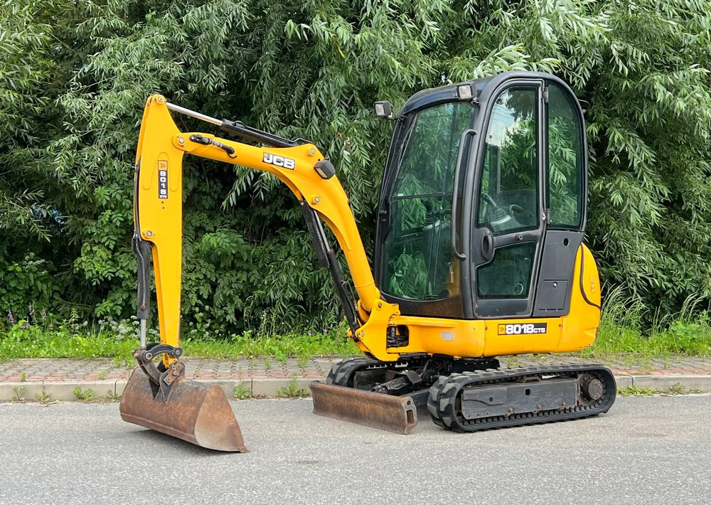 JCB MINIKOPARKA JCB 8018 3 Łyżki Stan IDEALNY - 小型挖掘机:图1 JCB MINIKOPARKA JCB 8018 3 Łyżki Stan IDEALNY - 小型挖掘机:图1