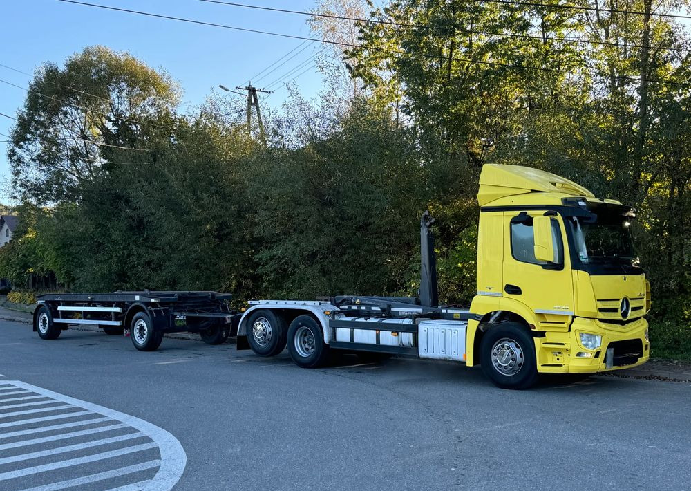 Kögel * Przyczepa Do Przewozu Kontenerów * - 滚出式/ 箕斗拖车:图2 Kögel * Przyczepa Do Przewozu Kontenerów * - 滚出式/ 箕斗拖车:图2