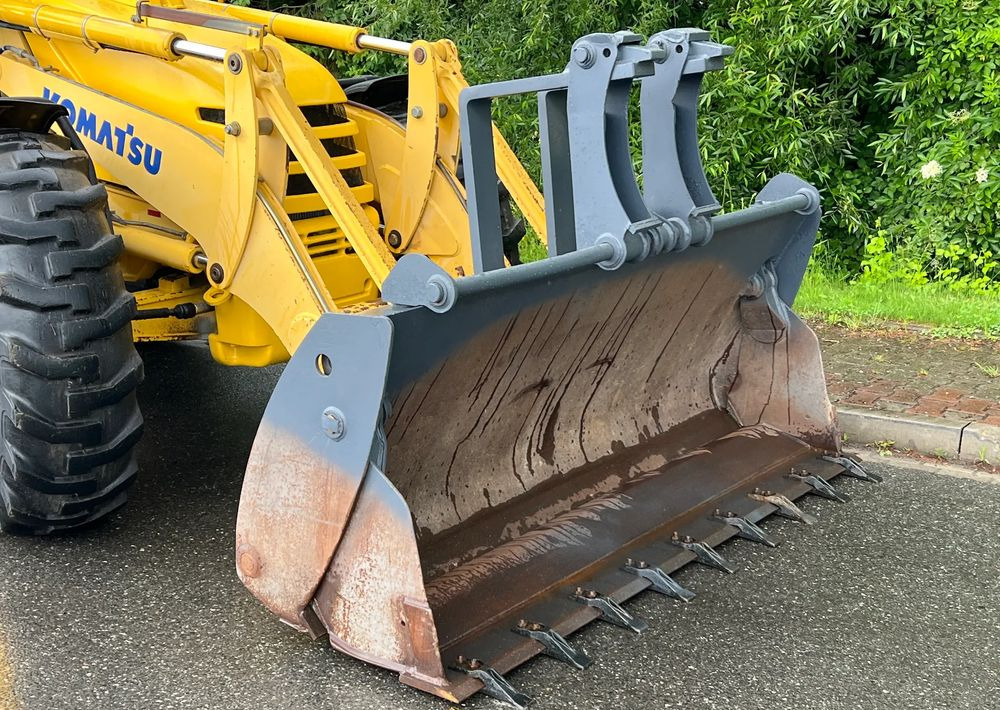 Komatsu * Koparko Ładowarka * Komatsu WB 97 S Utility * - 反铲装载机:图2 Komatsu * Koparko Ładowarka * Komatsu WB 97 S Utility * - 反铲装载机:图2