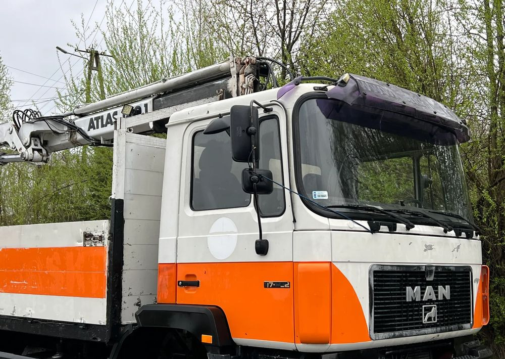 MAN 27-322 MAN 6x4 HDS ATLAS 140 - 栏板式/ 平板卡车:图2 MAN 27-322 MAN 6x4 HDS ATLAS 140 - 栏板式/ 平板卡车:图2