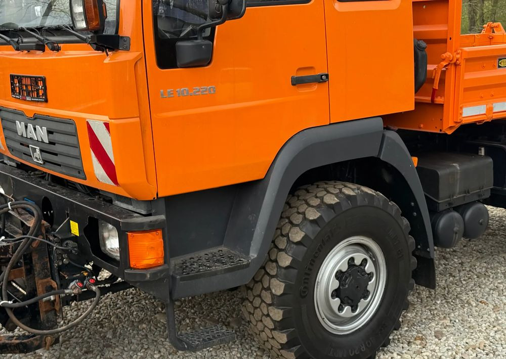MAN * MAN 10-220 * Pług * Kiper Wywrotka Meiller * 4x4 * Zimowe Utrzymanie * Unimog * - 翻斗车:图4 MAN * MAN 10-220 * Pług * Kiper Wywrotka Meiller * 4x4 * Zimowe Utrzymanie * Unimog * - 翻斗车:图4